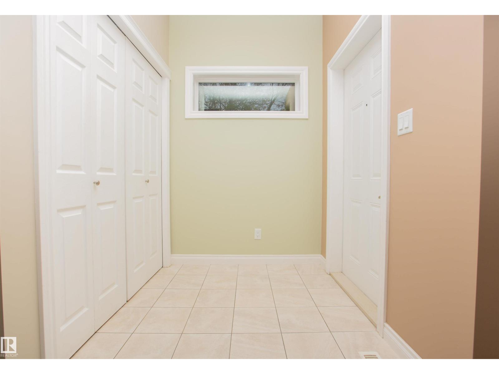 11213 125 St Nw, Edmonton, Alberta  T5L 4G6 - Photo 2 - E4461378