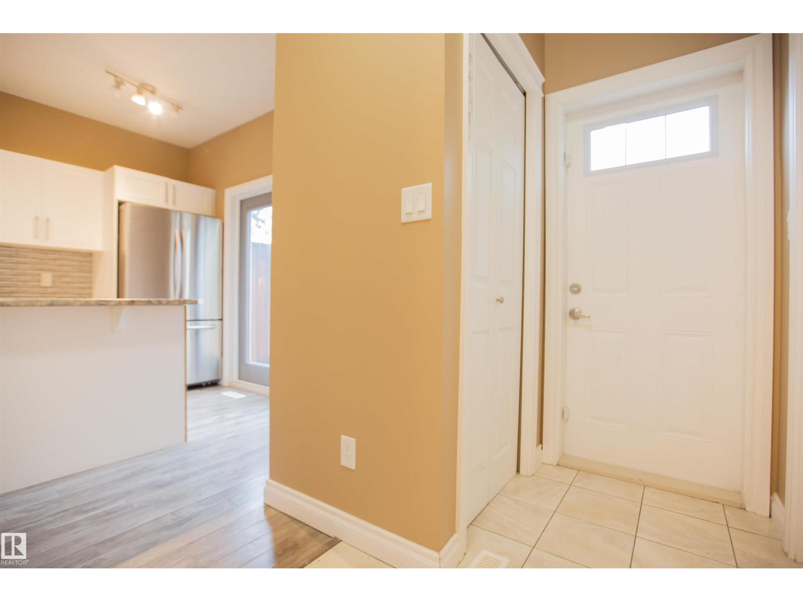 11213 125 St Nw, Edmonton, Alberta  T5L 4G6 - Photo 9 - E4461378