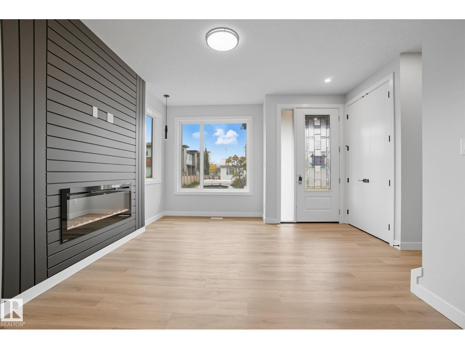 9009 153 St Nw, Edmonton, Alberta  T5R 1P4 - Photo 11 - E4461379