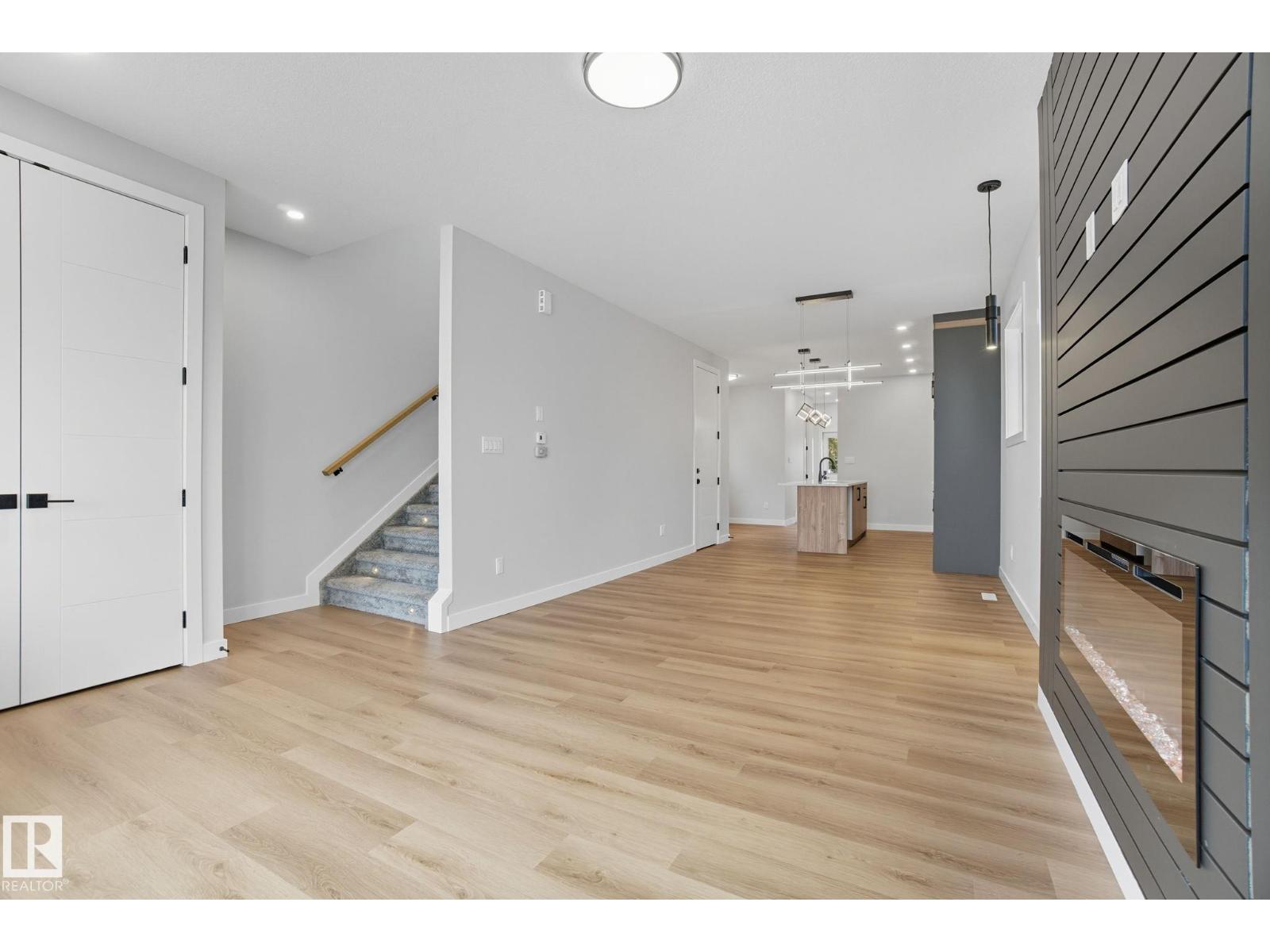 9009 153 St Nw, Edmonton, Alberta  T5R 1P4 - Photo 12 - E4461379
