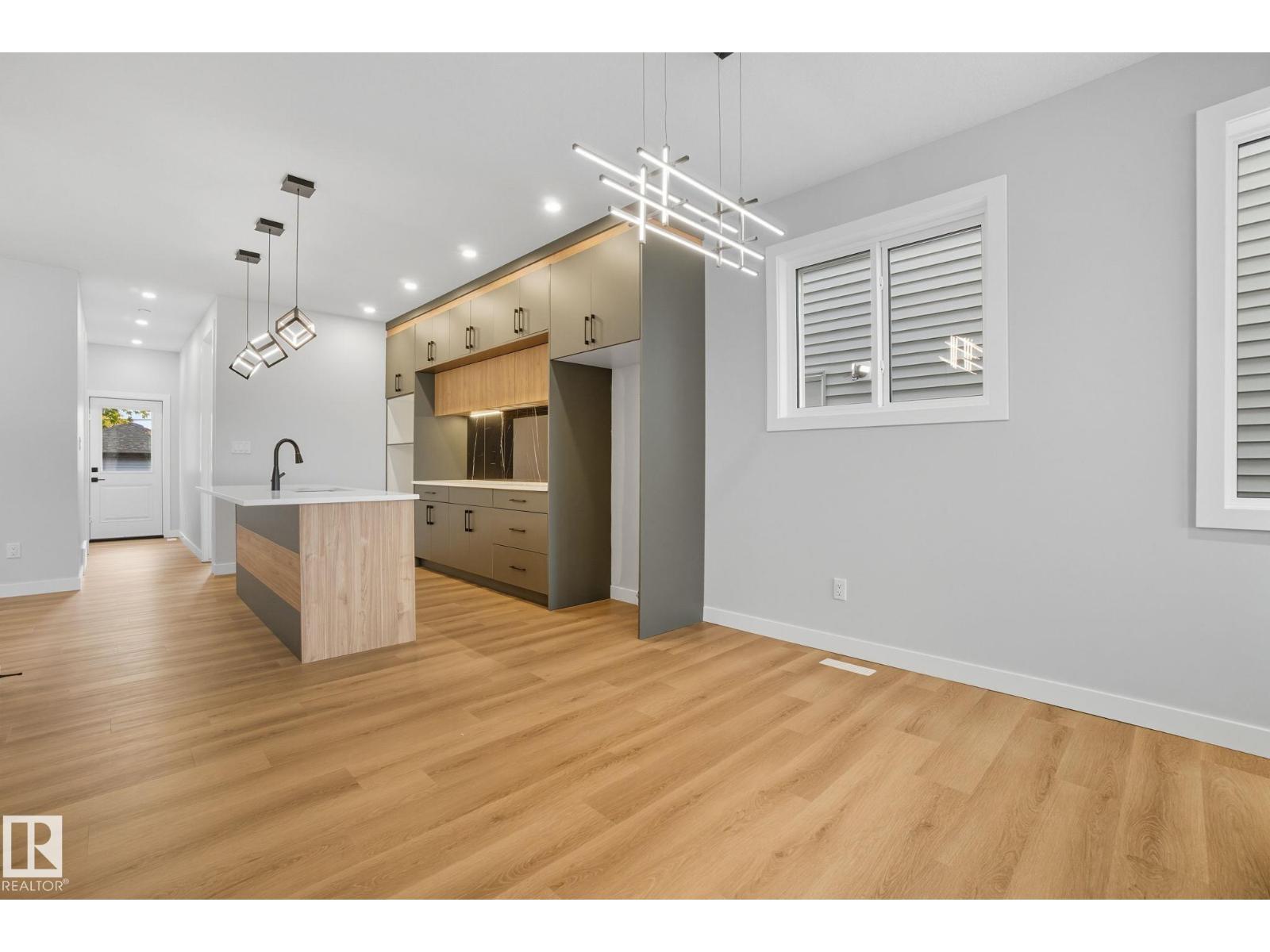 9009 153 St Nw, Edmonton, Alberta  T5R 1P4 - Photo 14 - E4461379