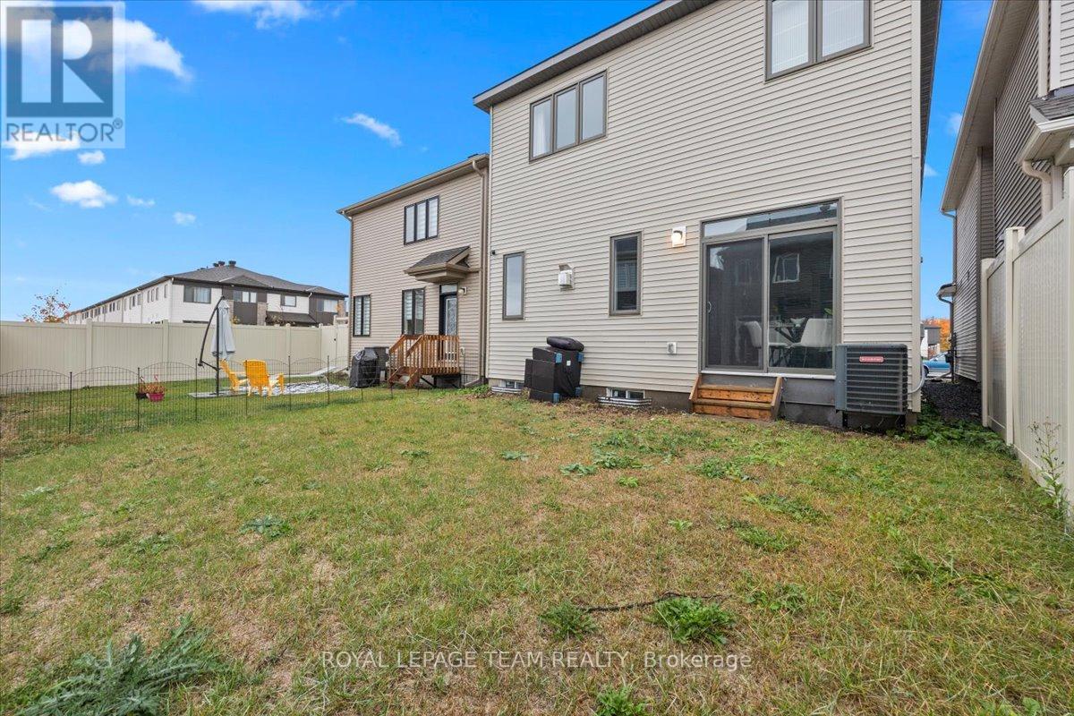 331 Crossway Terrace, Ottawa, Ontario  K2S 2Z3 - Photo 34 - X12452505