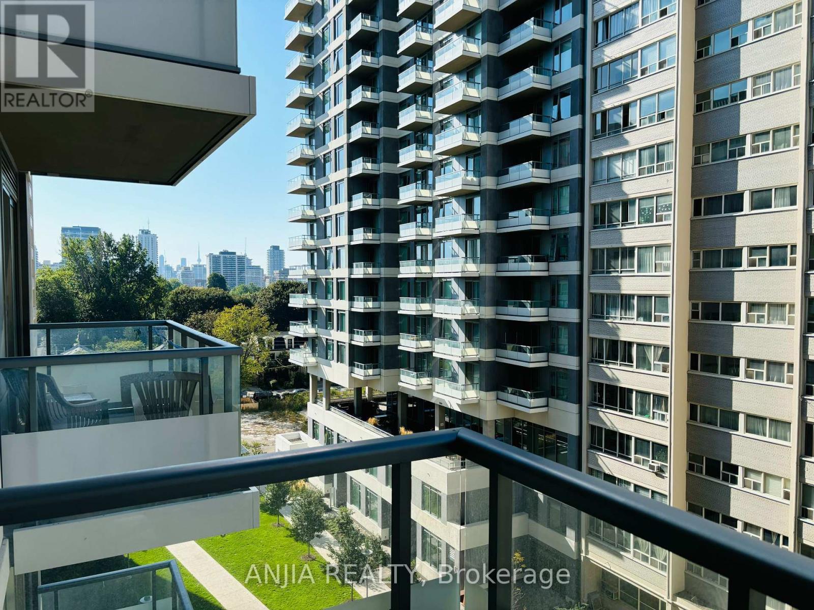 615 - 50 Dunfield Avenue, Toronto, Ontario  M4S 3A4 - Photo 9 - C12452945
