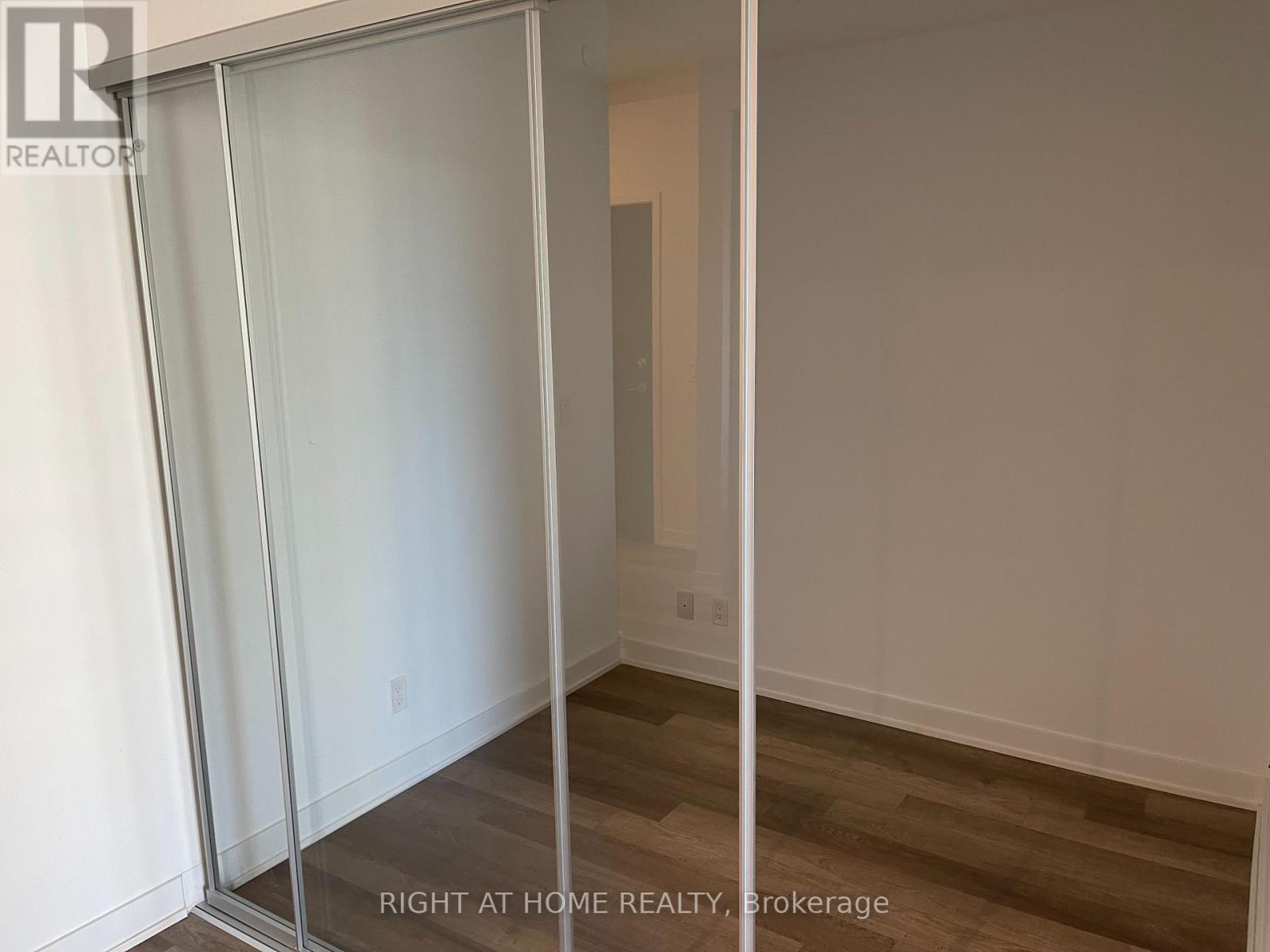 606 - 5180 Yonge Street, Toronto, Ontario  M2N 5P6 - Photo 5 - C12452964