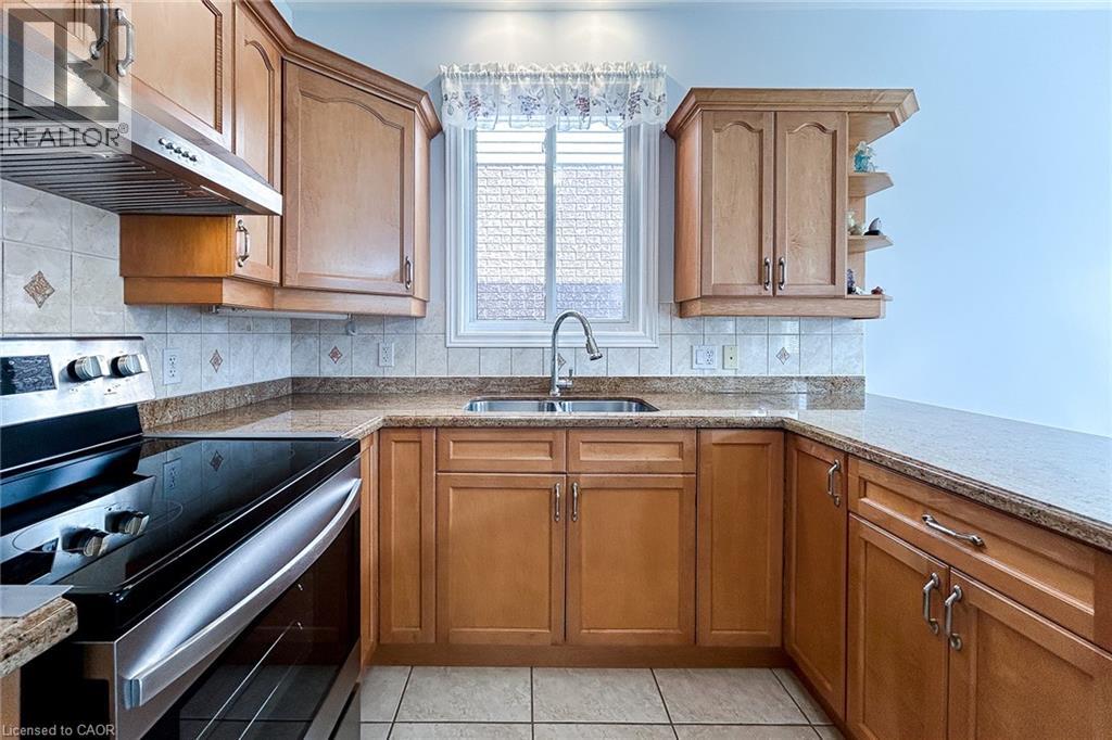 172 Lorenzo Drive, Hamilton, Ontario  L9A 0A2 - Photo 23 - 40767103