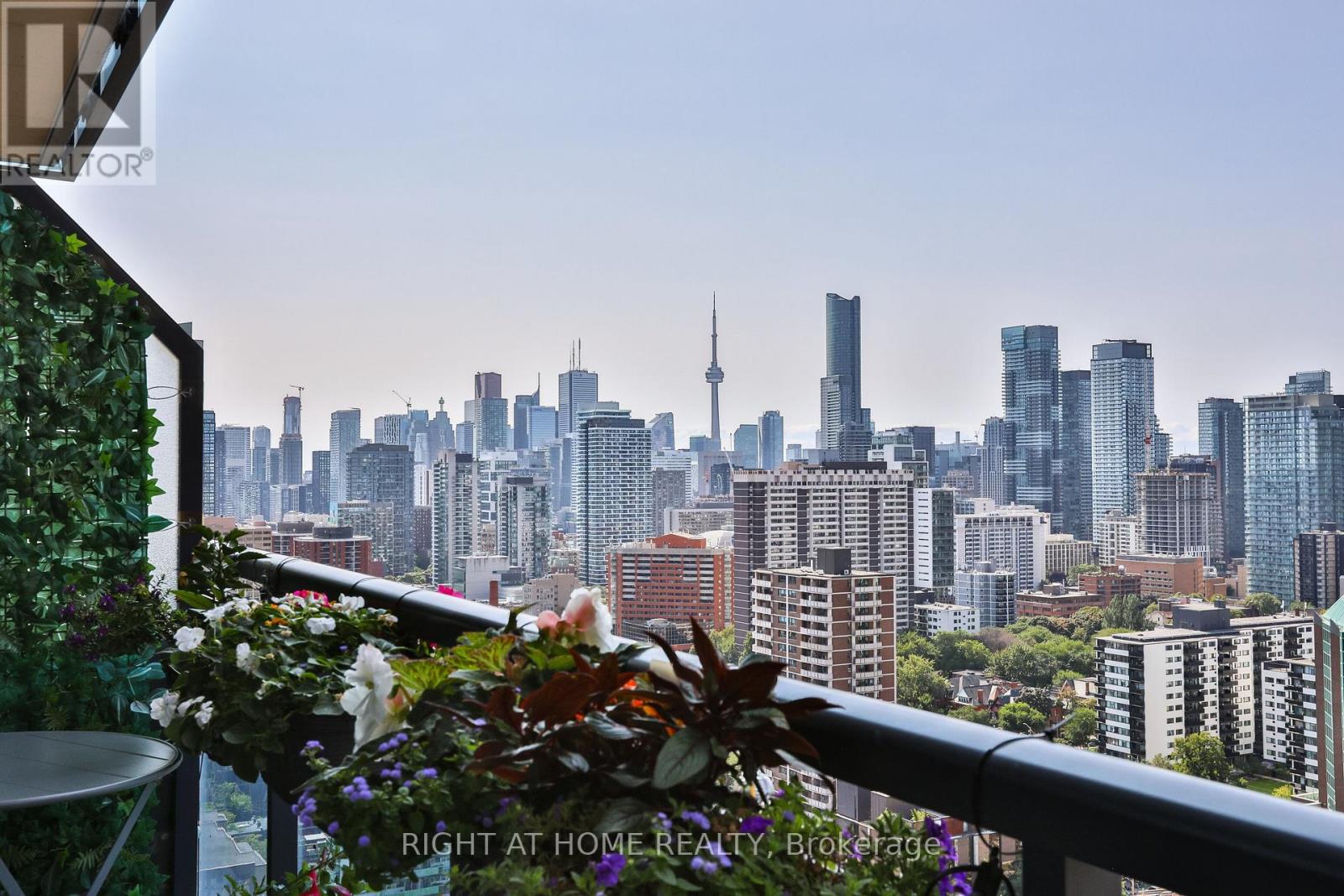 2308 - 28 Linden Street, Toronto, Ontario  M4Y 0A4 - Photo 22 - C12396558
