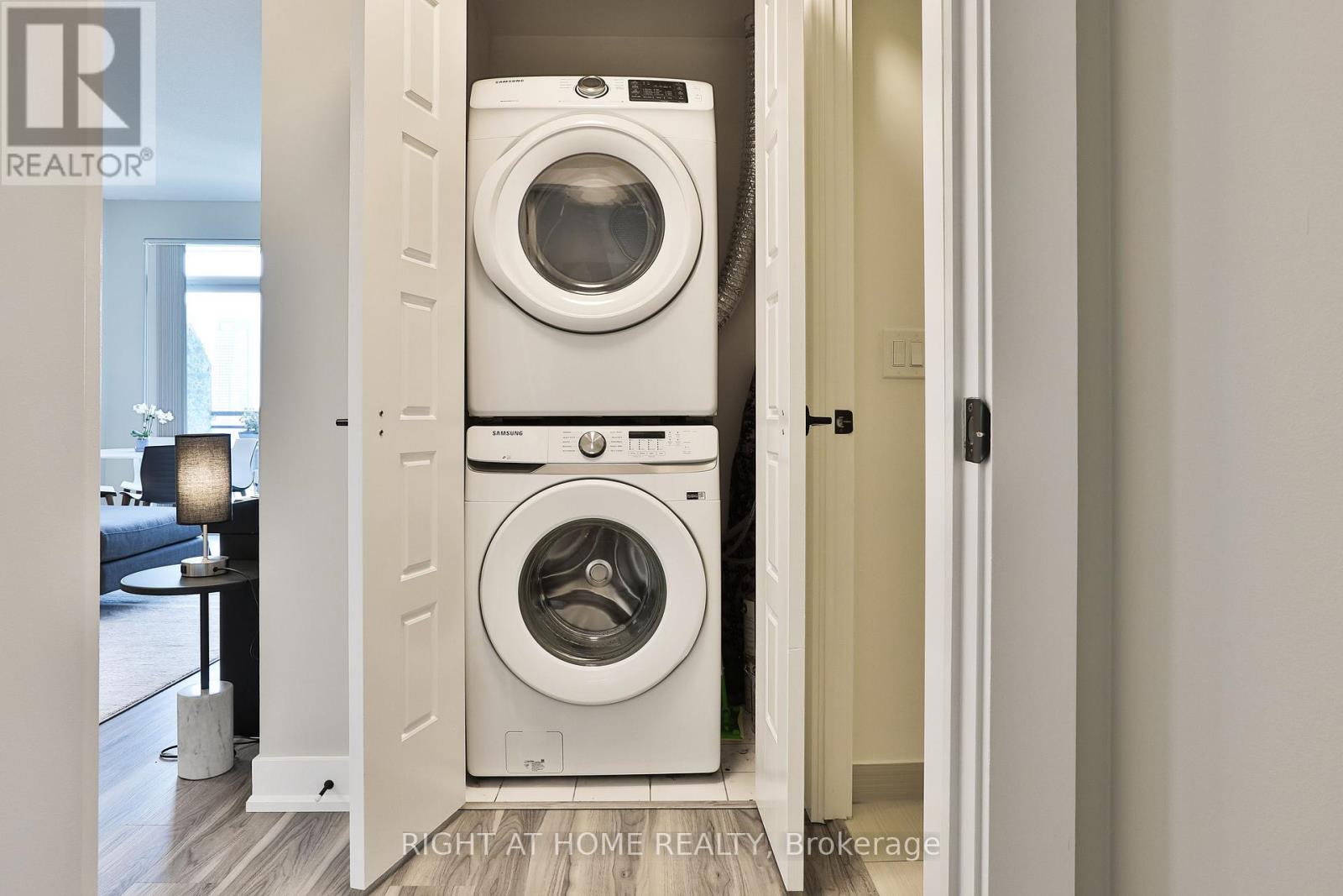 2308 - 28 Linden Street, Toronto, Ontario  M4Y 0A4 - Photo 21 - C12396558