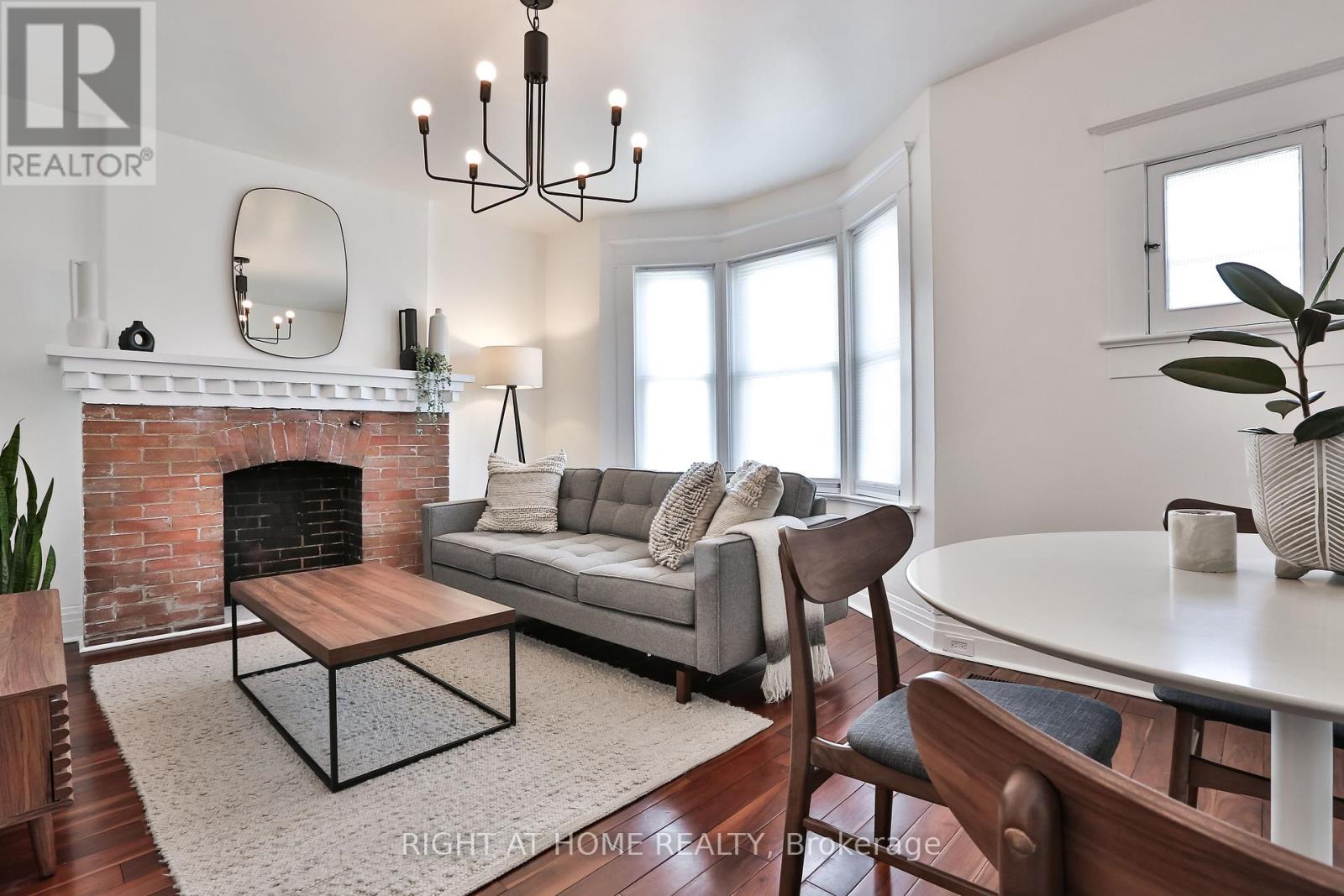 2 - 1365 Lansdowne Avenue, Toronto, Ontario  M6H 3Z9 - Photo 11 - W12438799