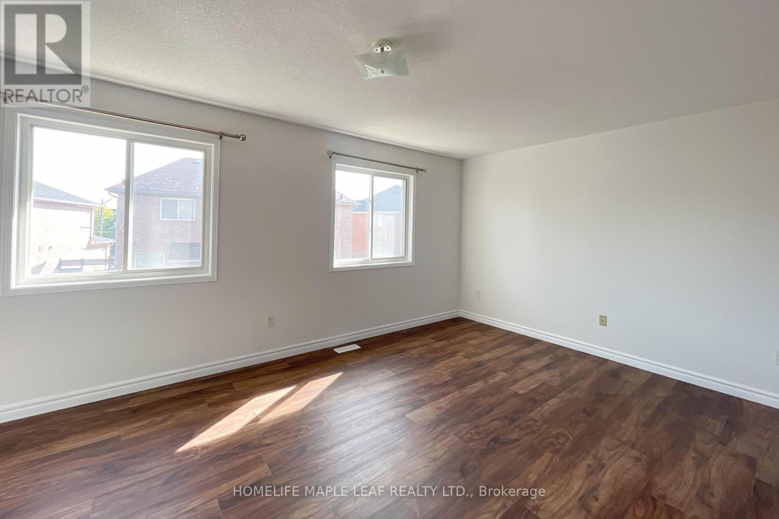 104 Crown Victoria Drive, Brampton, Ontario  L7A 3X9 - Photo 15 - W12451889