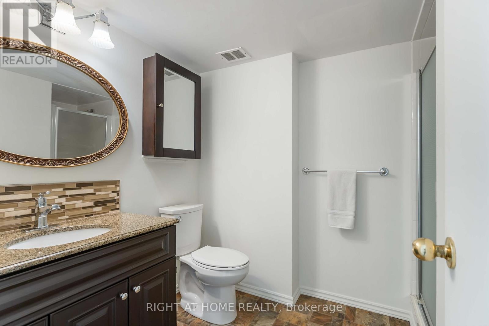 204 - 7 Gale Crescent, St. Catharines, Ontario  L2R 7M8 - Photo 18 - X12398350