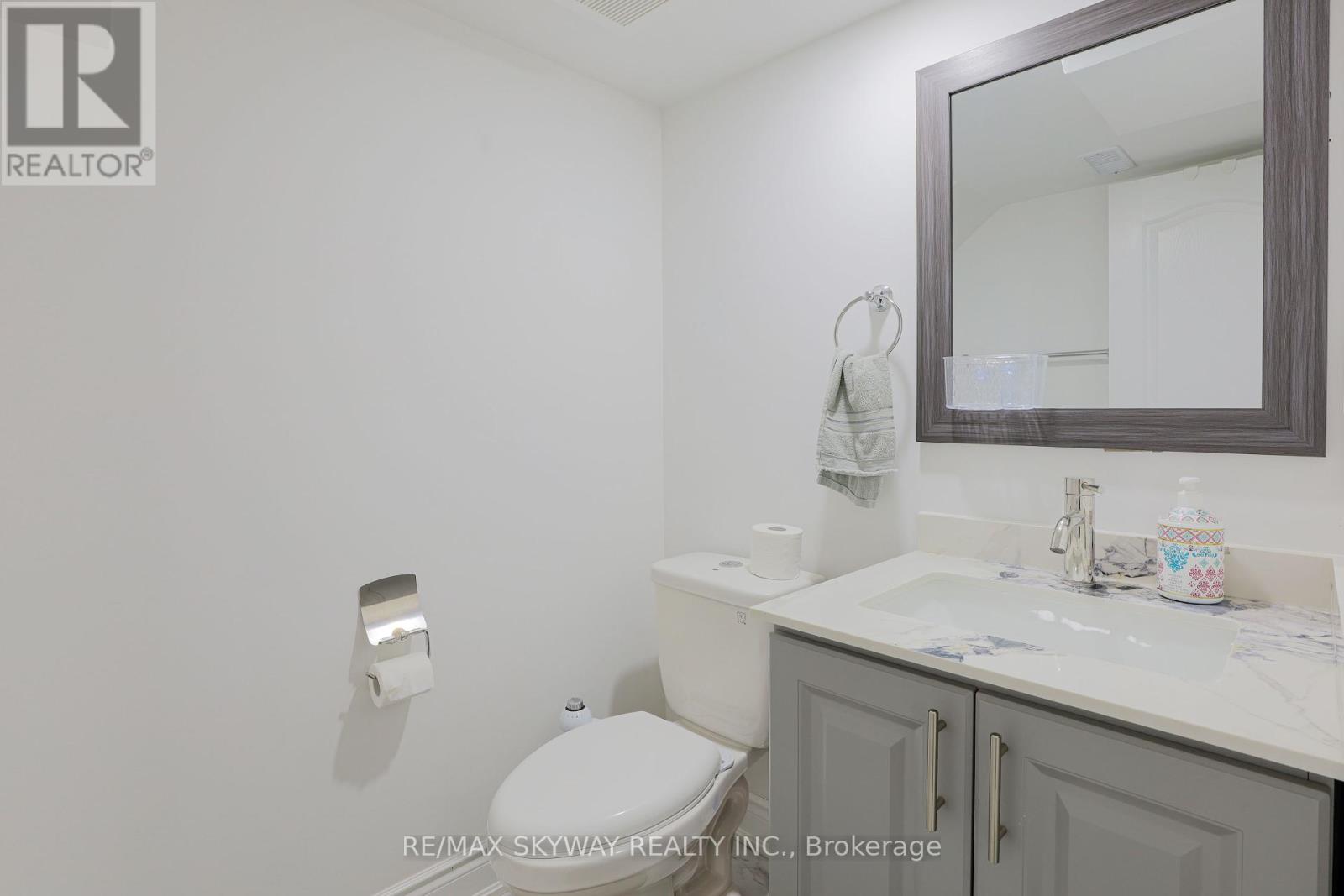 379 Valleyway Drive, Brampton, Ontario  L6X 5S7 - Photo 46 - W12452509