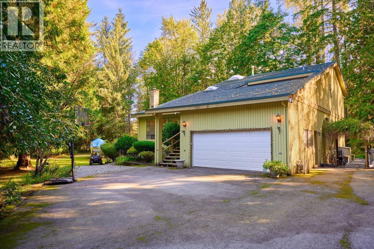 12680 239 Street, Maple Ridge, British Columbia  V4R 1R6 - Photo 3 - R3052838