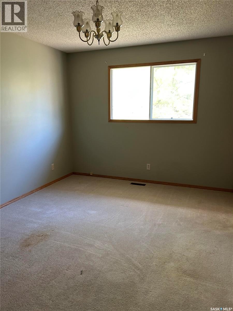 122 1st Street, Chaplin, Saskatchewan  S0H 0V0 - Photo 14 - SK020299