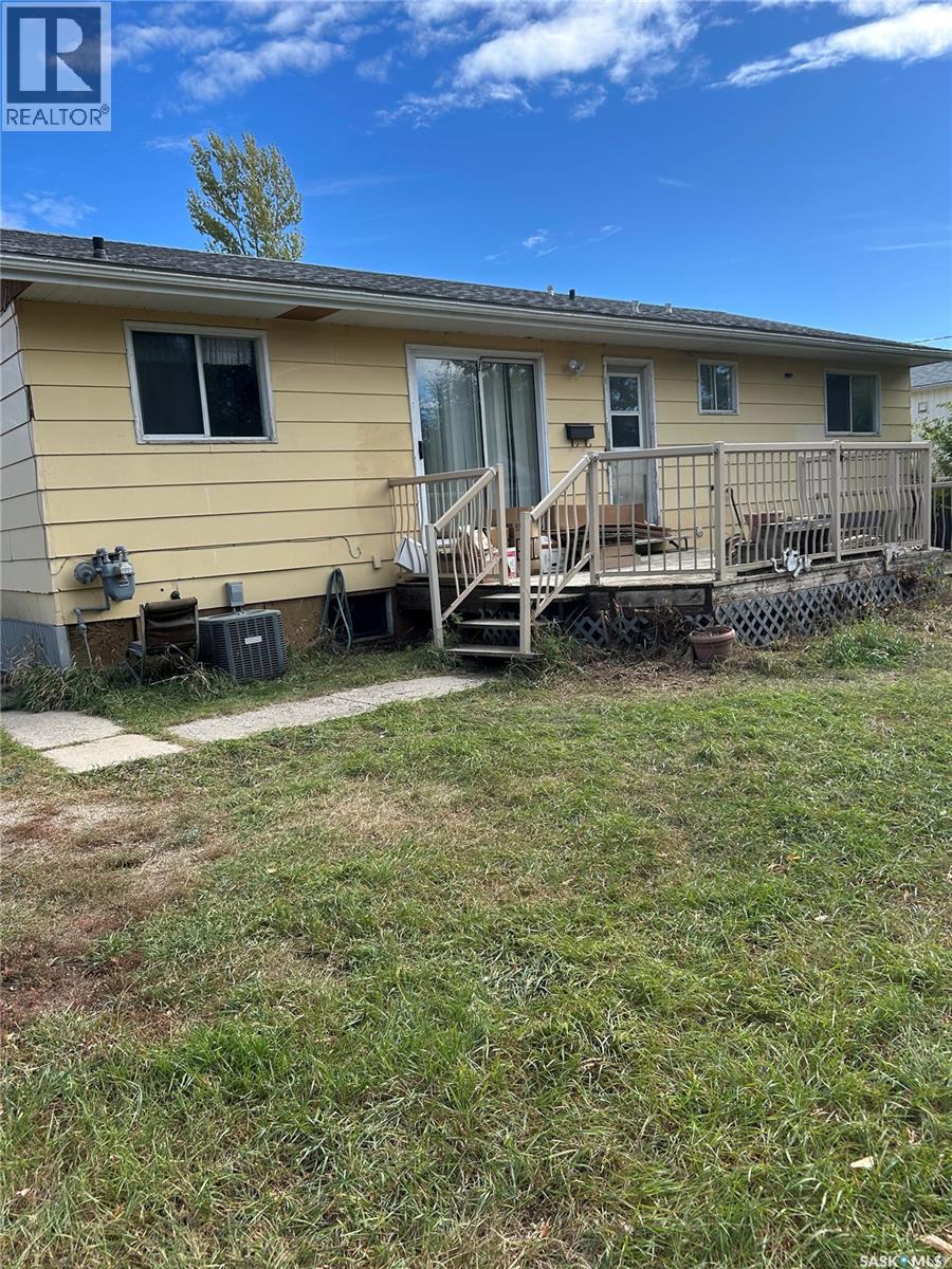 122 1st Street, Chaplin, Saskatchewan  S0H 0V0 - Photo 27 - SK020299