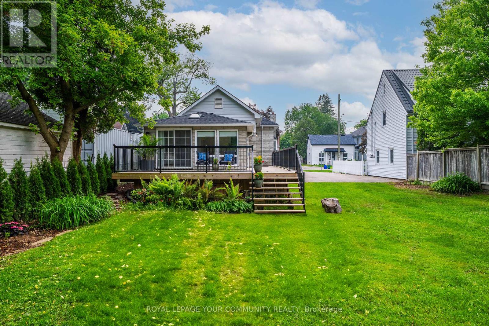 29 Wells Street, Aurora, Ontario  L4G 1S8 - Photo 23 - N12452940