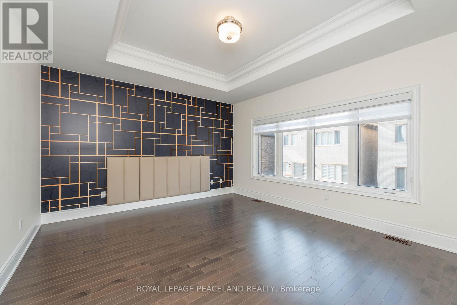 32 Planet Street, Richmond Hill, Ontario  L4C 4Y3 - Photo 12 - N12452946