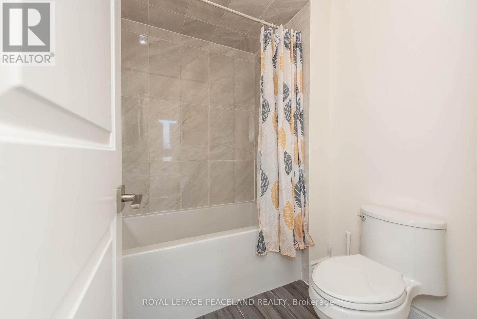 32 Planet Street, Richmond Hill, Ontario  L4C 4Y3 - Photo 19 - N12452946