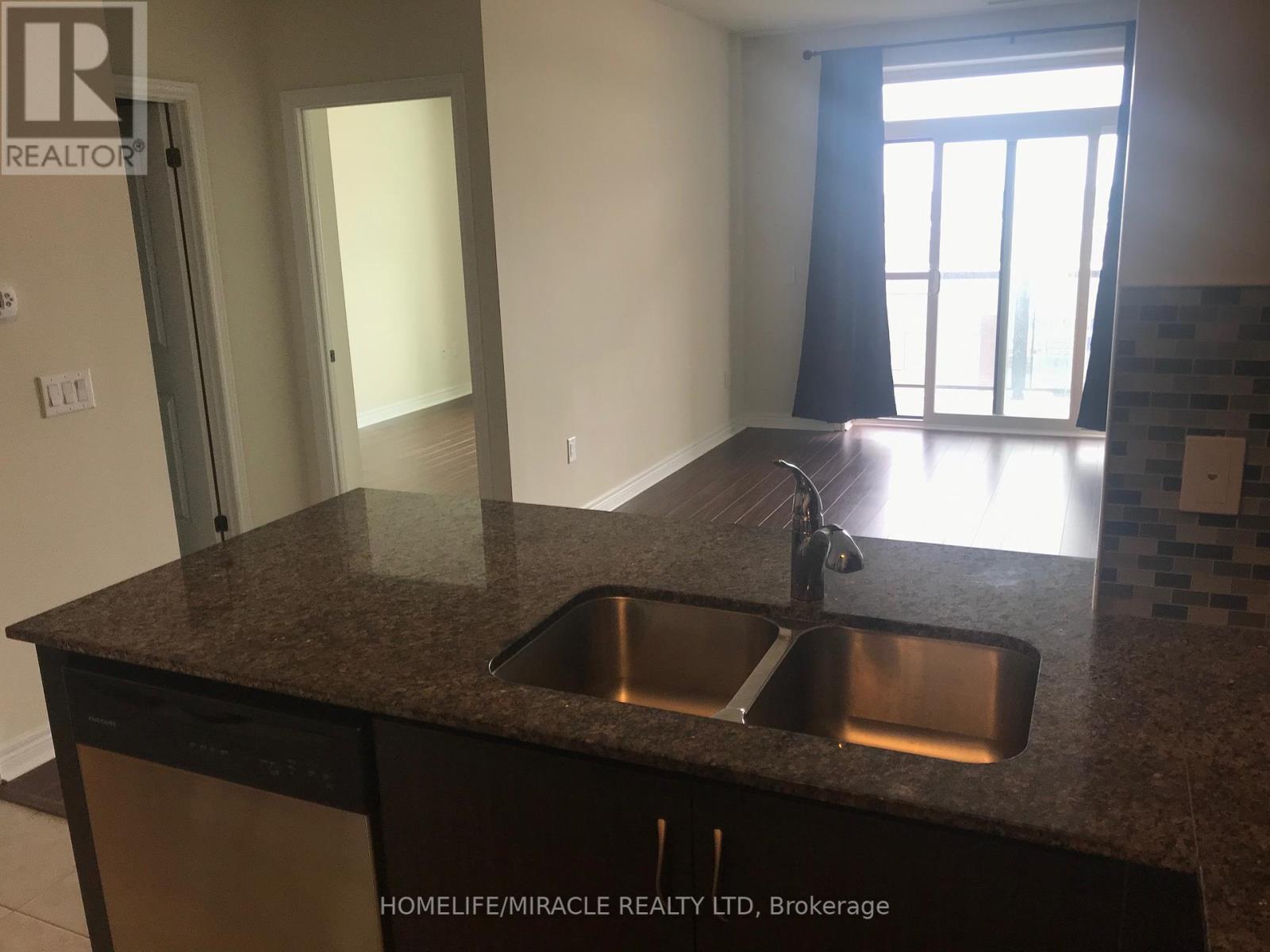 405 - 7325 MARKHAM ROAD, Markham, Ontario
