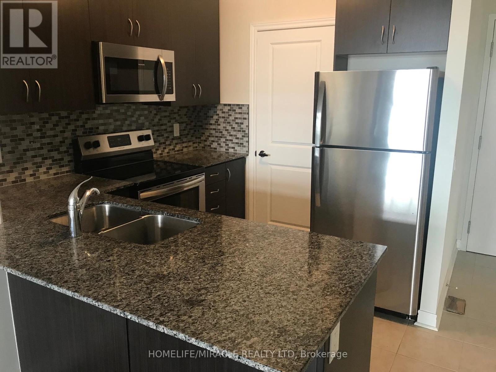 405 - 7325 Markham Road, Markham, Ontario  L3S 0C9 - Photo 2 - N12452963