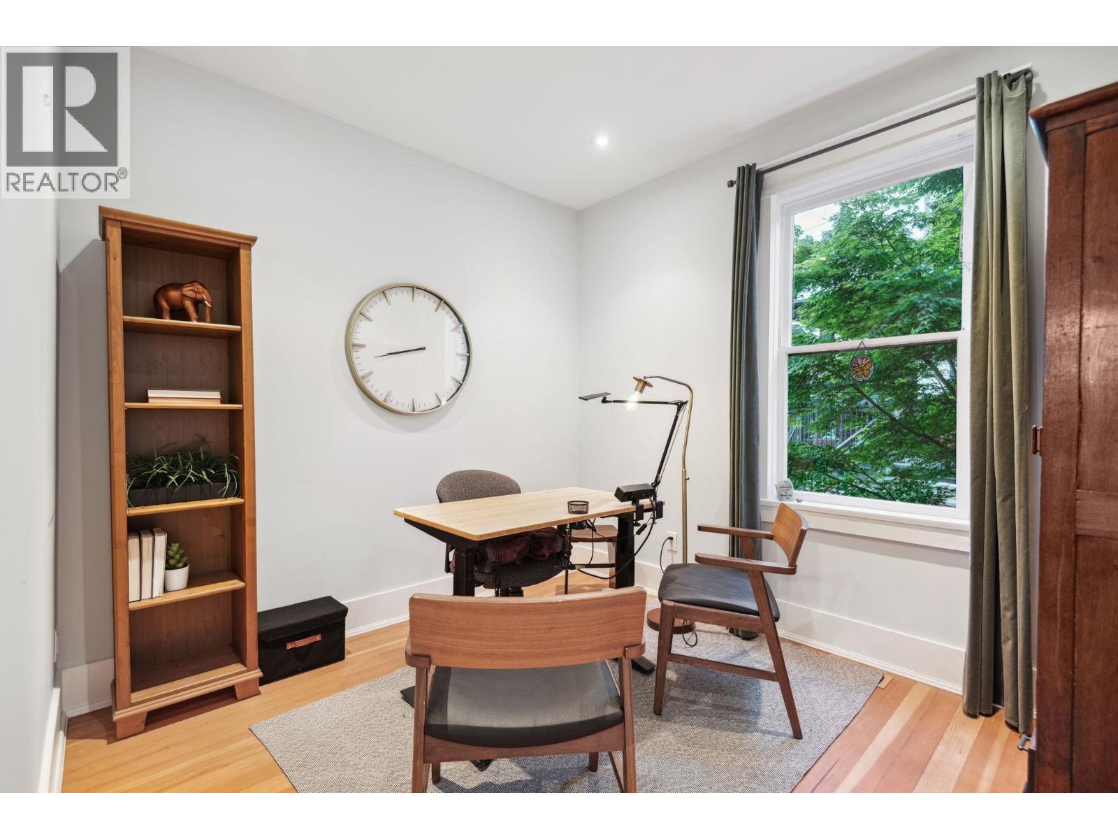 346 E 5th Street, North Vancouver, British Columbia  V7L 1L9 - Photo 13 - R3042596