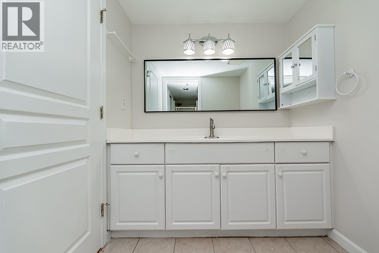 217 7139 18th Avenue, Burnaby, British Columbia  V3N 4Z3 - Photo 23 - R3056778