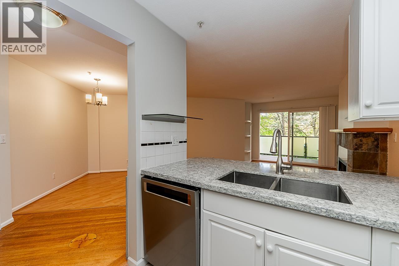 217 7139 18th Avenue, Burnaby, British Columbia  V3N 4Z3 - Photo 11 - R3056778