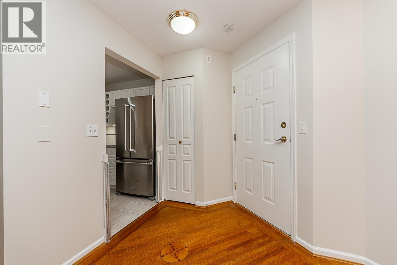 217 7139 18th Avenue, Burnaby, British Columbia  V3N 4Z3 - Photo 7 - R3056778