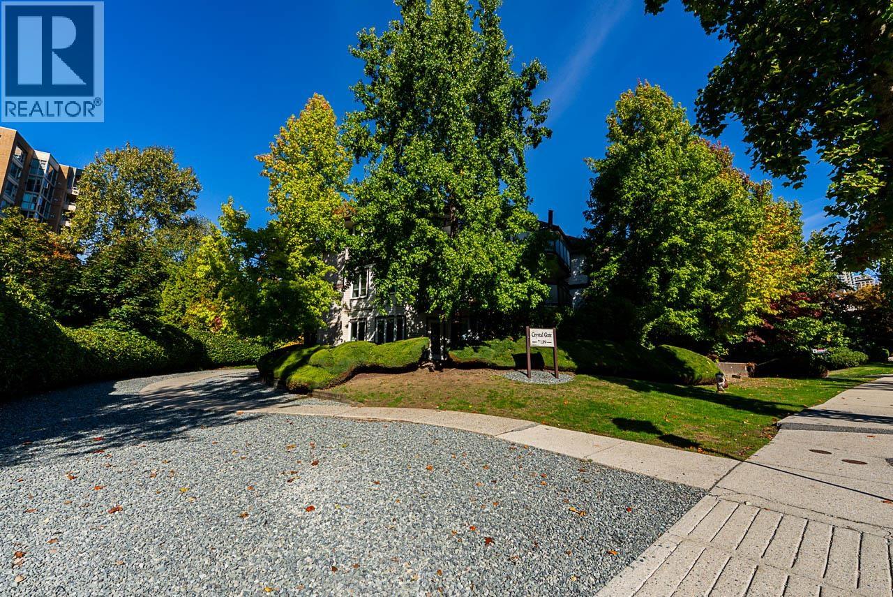 217 7139 18th Avenue, Burnaby, British Columbia  V3N 4Z3 - Photo 1 - R3056778