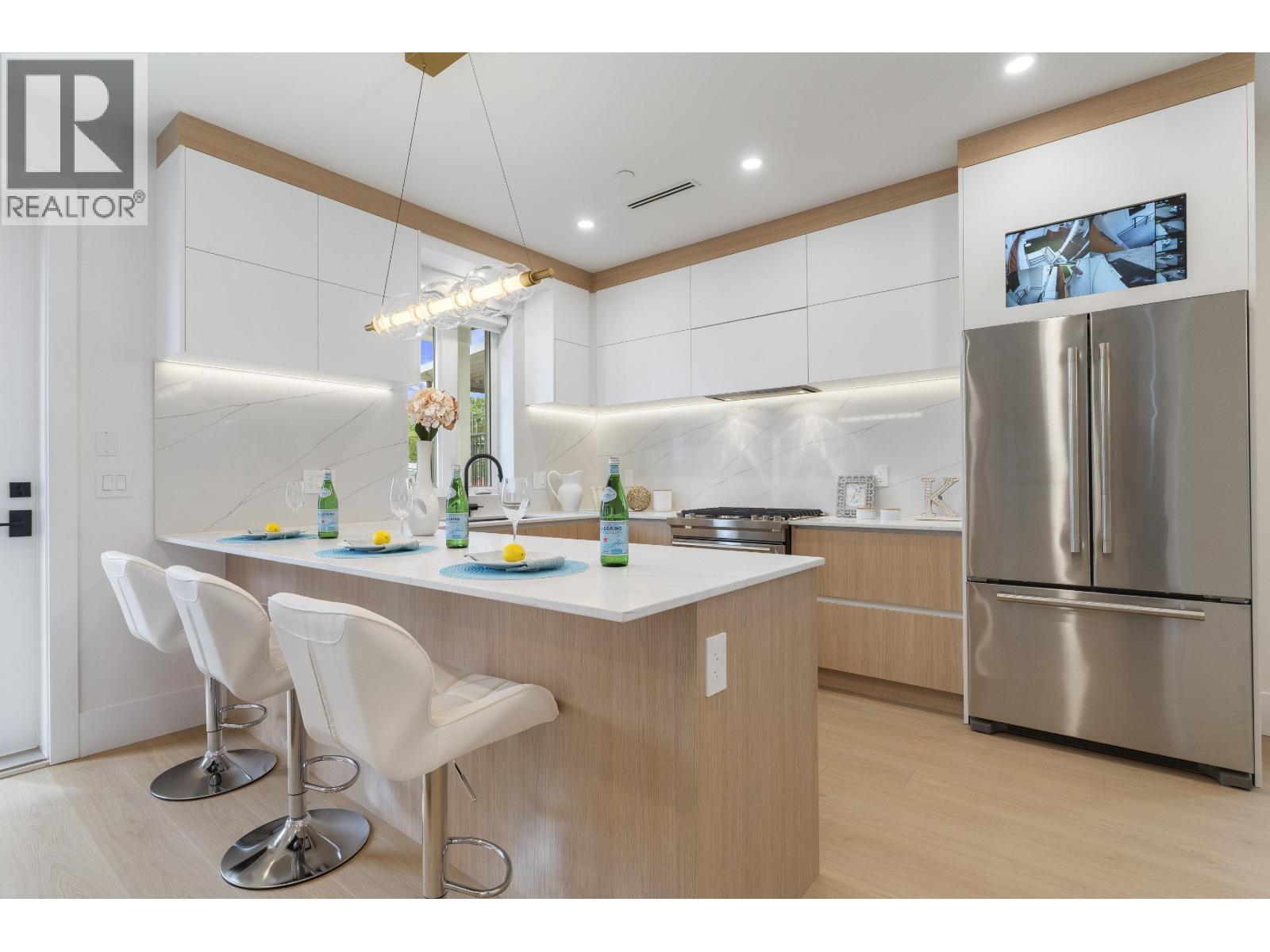 2 4257 Beatrice Street, Vancouver, British Columbia  V5N 4H9 - Photo 14 - R3056855