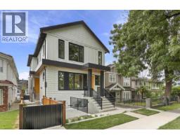 2 4257 BEATRICE STREET, Vancouver, British Columbia