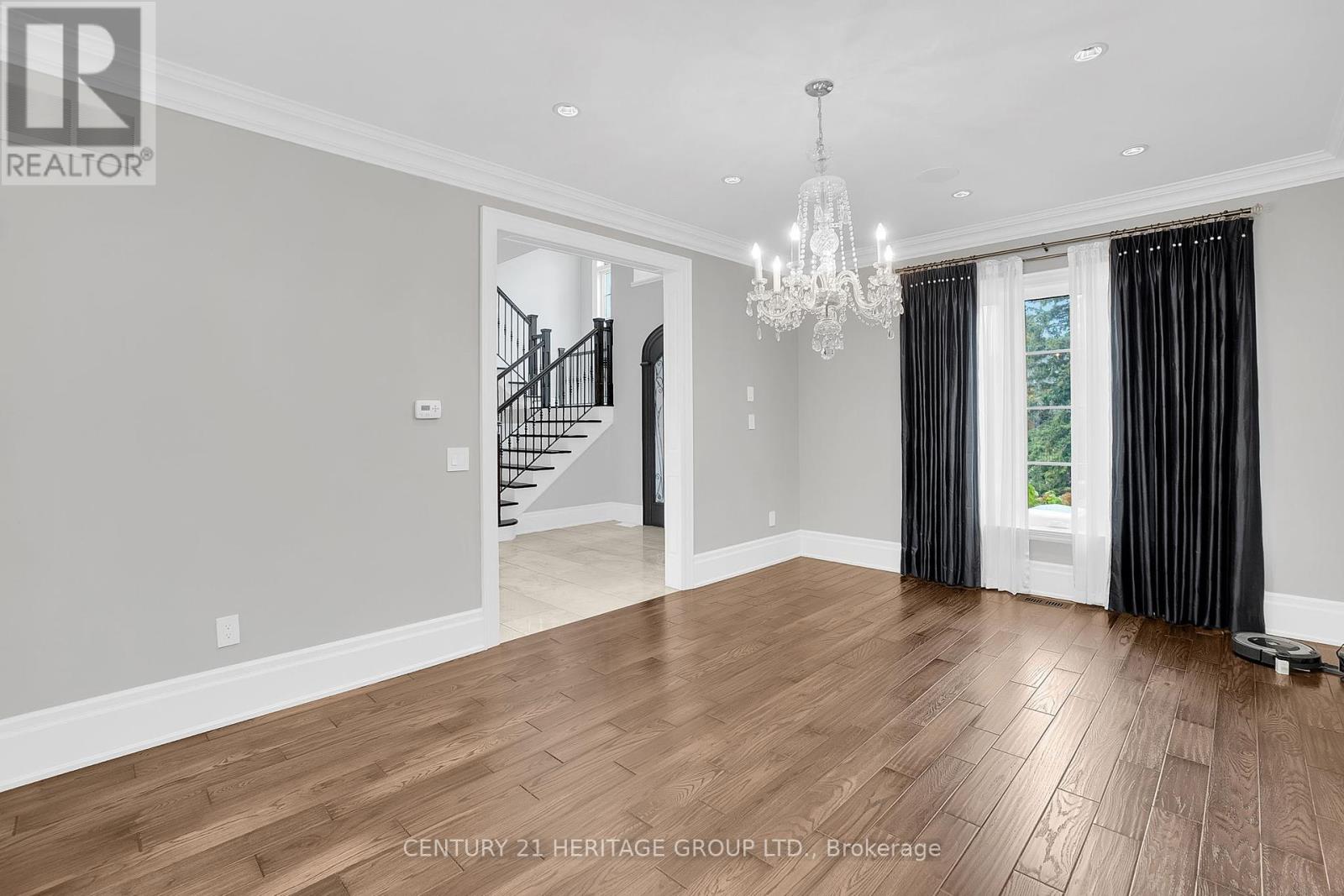3 Curran Court, King, Ontario  L7B 1B4 - Photo 6 - N12146604