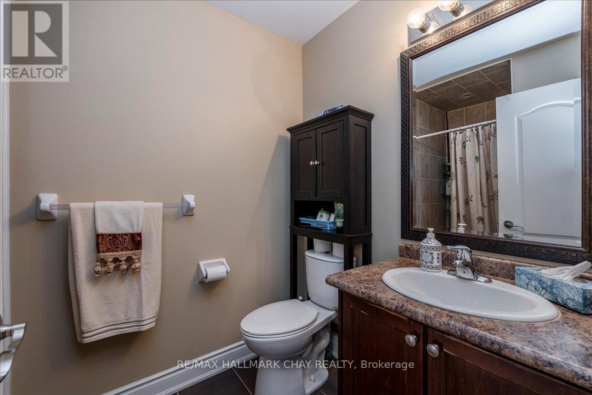 7 - 90 Sovereigns Gate, Barrie, Ontario  L4N 0Y9 - Photo 15 - S12435014