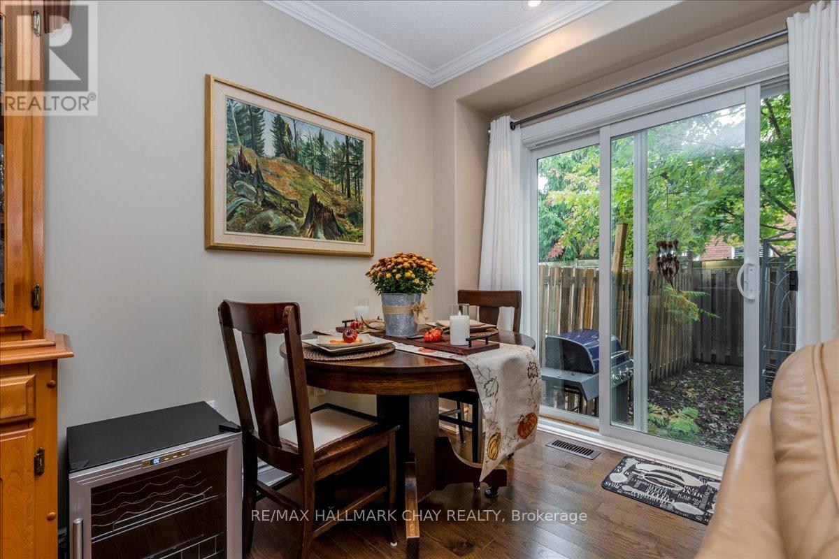 7 - 90 Sovereigns Gate, Barrie, Ontario  L4N 0Y9 - Photo 8 - S12435014
