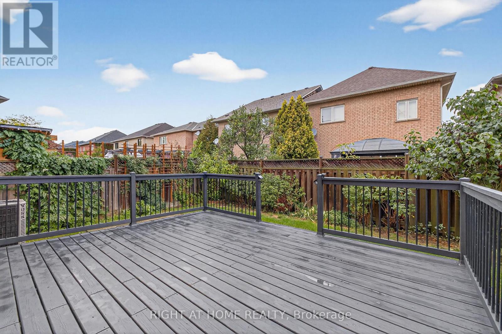 155 Springstead Avenue, Hamilton, Ontario  L8E 6E7 - Photo 38 - X12451727