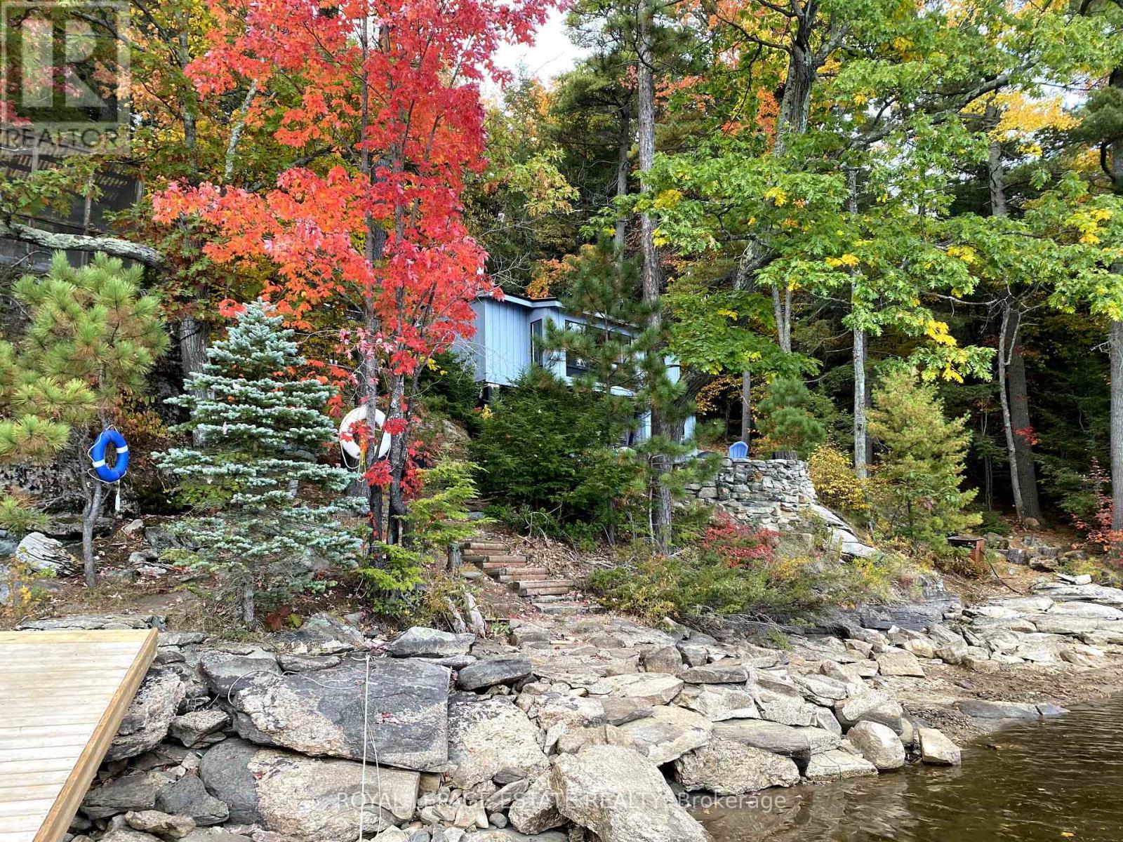 329 FIRE ROUTE 247 ROAD, North Kawartha, Ontario