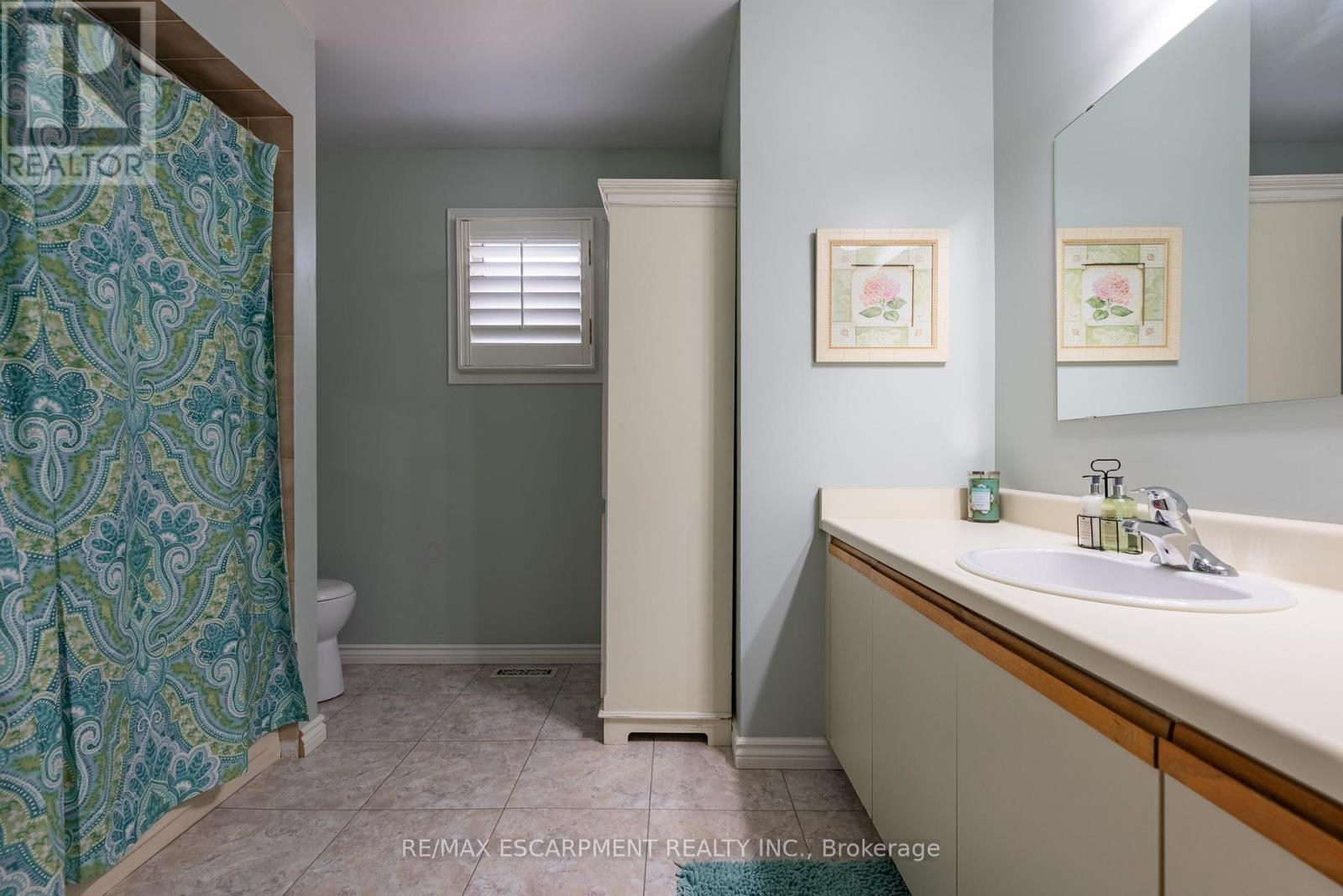 2054 Teeside Court, Mississauga, Ontario  L5M 3E5 - Photo 38 - W12452949