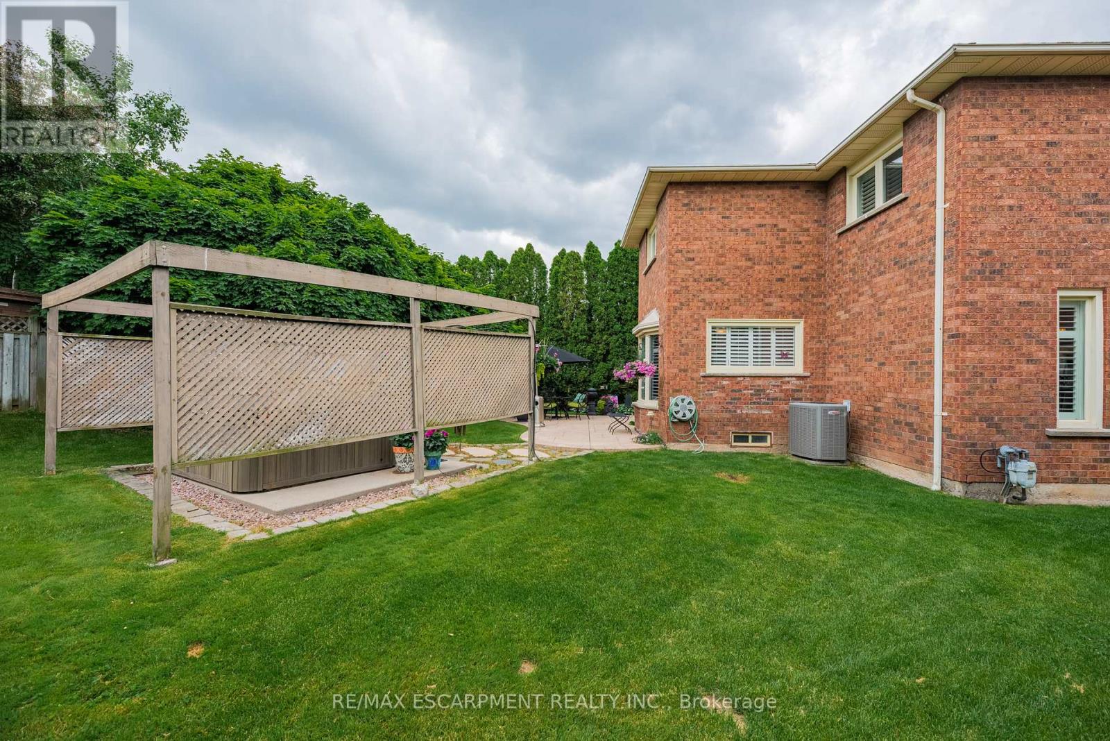 2054 Teeside Court, Mississauga, Ontario  L5M 3E5 - Photo 47 - W12452949