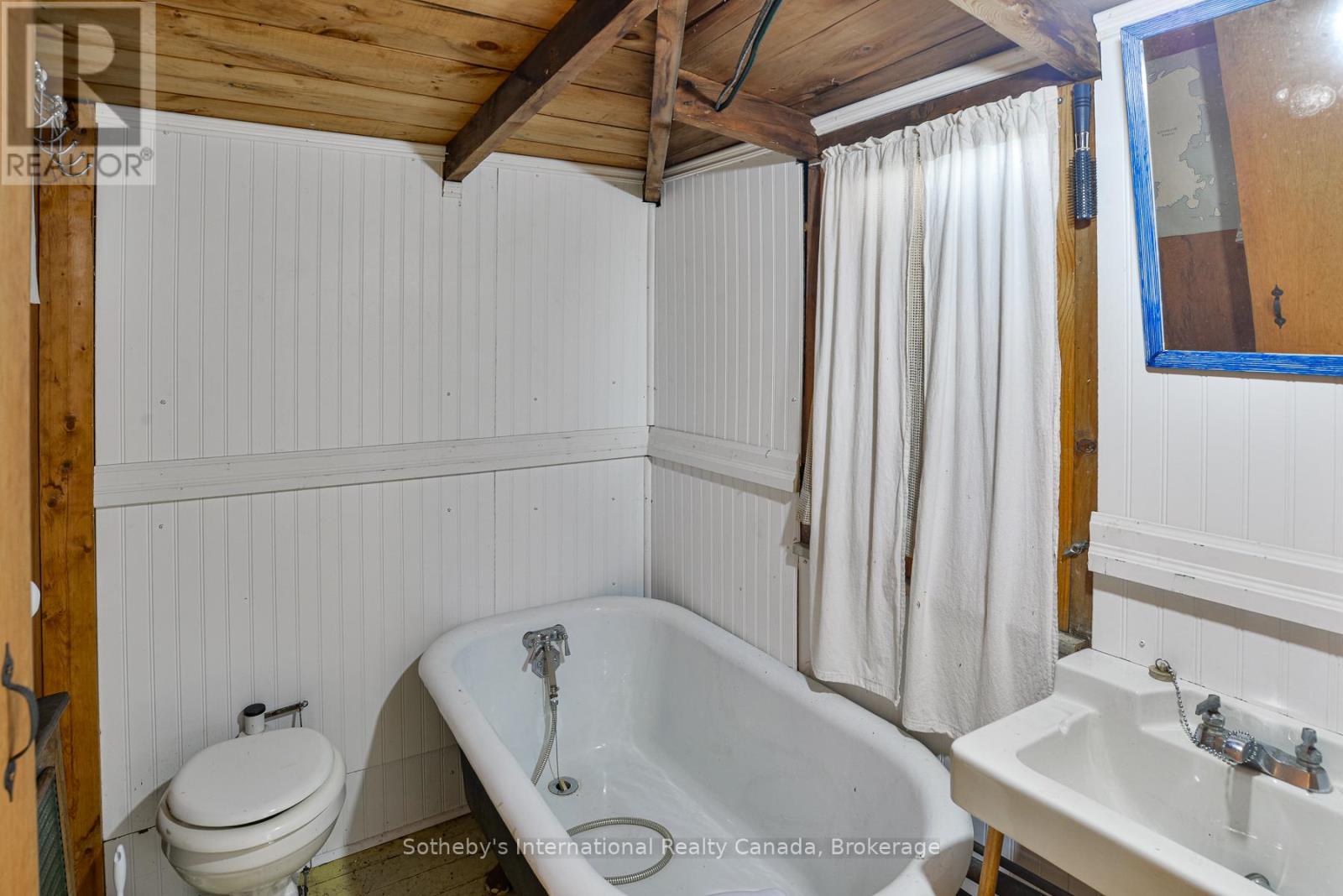 1326 Browning Island, Bracebridge, Ontario  P1L 1X2 - Photo 17 - X12453013