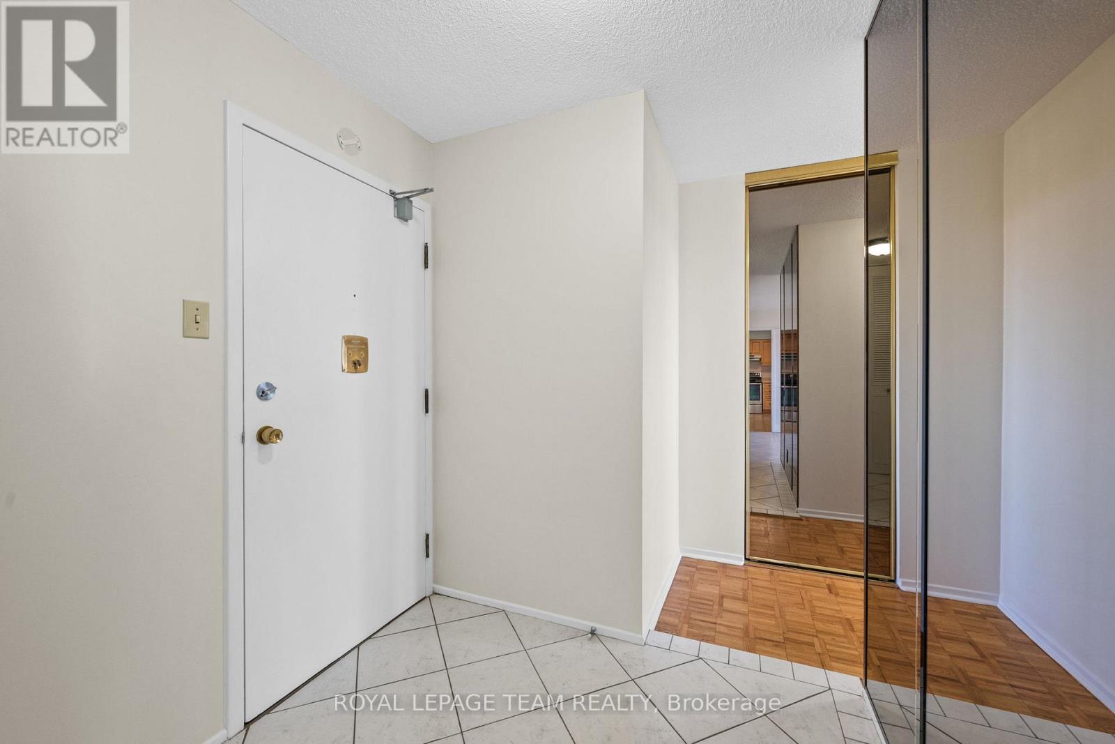 1106 - 1285 Cahill Drive, Ottawa, Ontario  K1V 9A7 - Photo 9 - X12452986