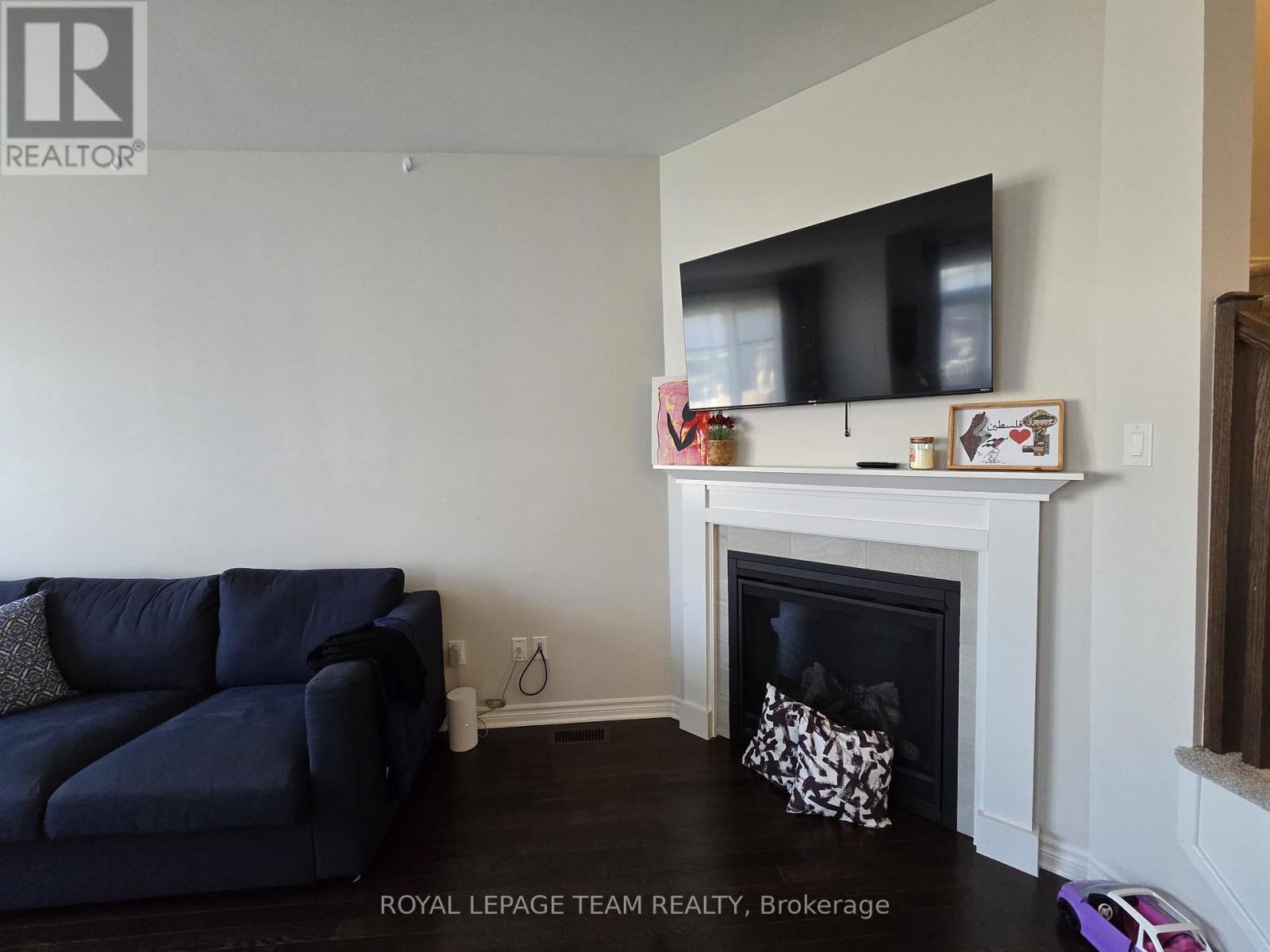 514 Sonmarg Crescent, Ottawa, Ontario  K2J 7A6 - Photo 16 - X12453018