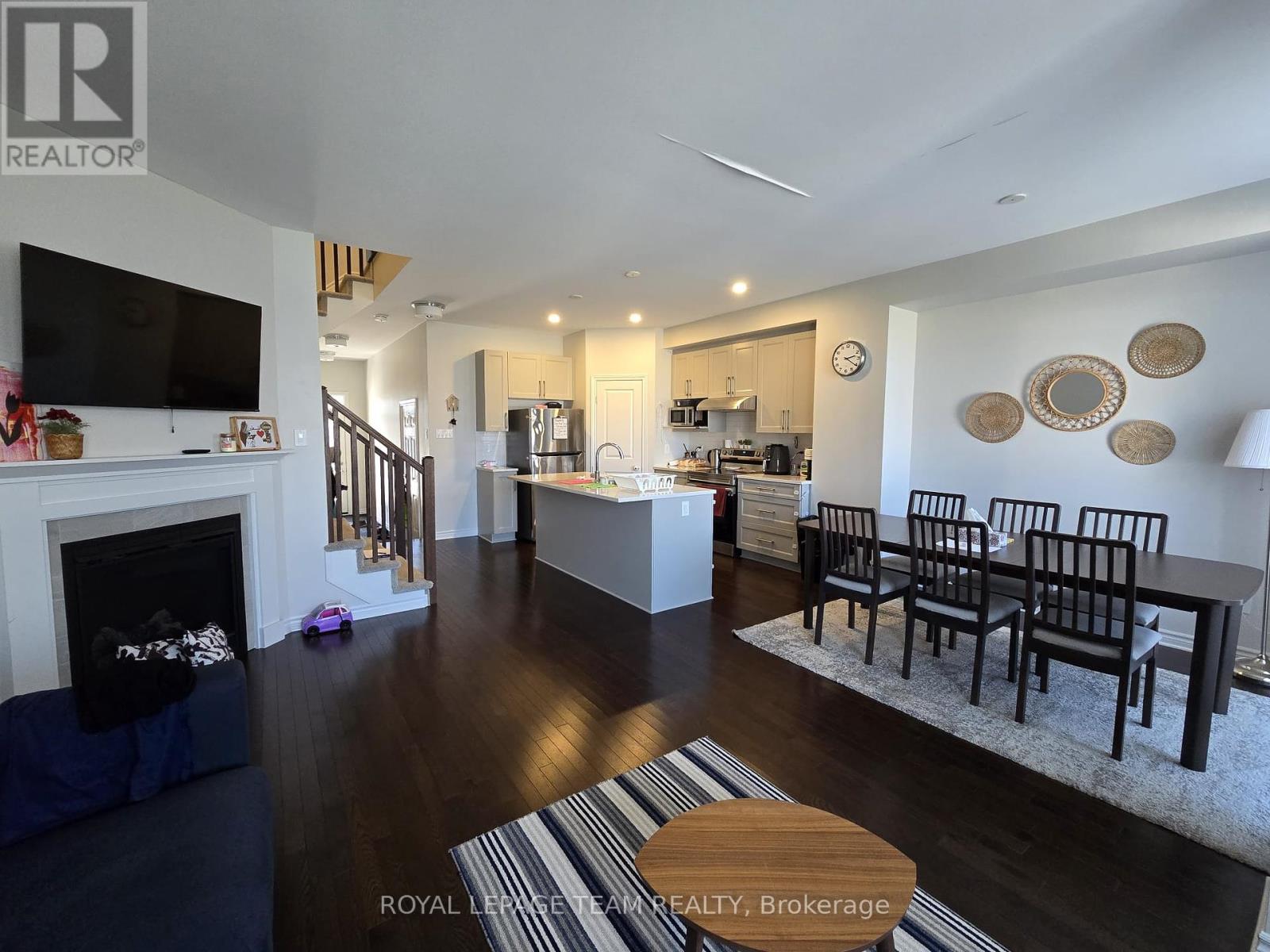 514 Sonmarg Crescent, Ottawa, Ontario  K2J 7A6 - Photo 9 - X12453018