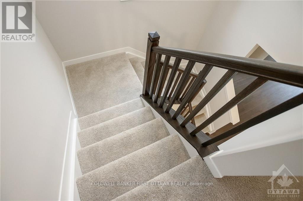 71 Kindred Row, Ottawa, Ontario  K2S 2Z6 - Photo 29 - X12453035