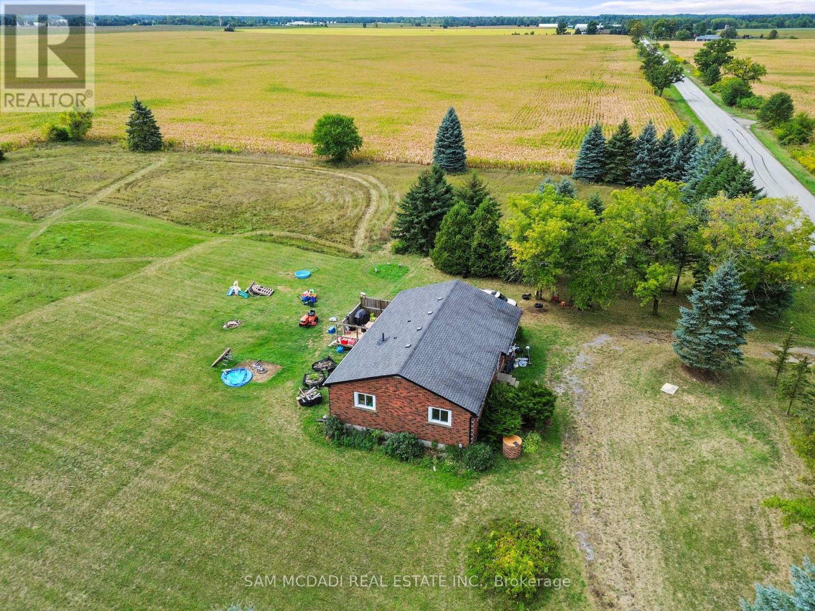 5 Eighth Concession Road, Brant, Ontario  N0E 1A0 - Photo 2 - X12452934