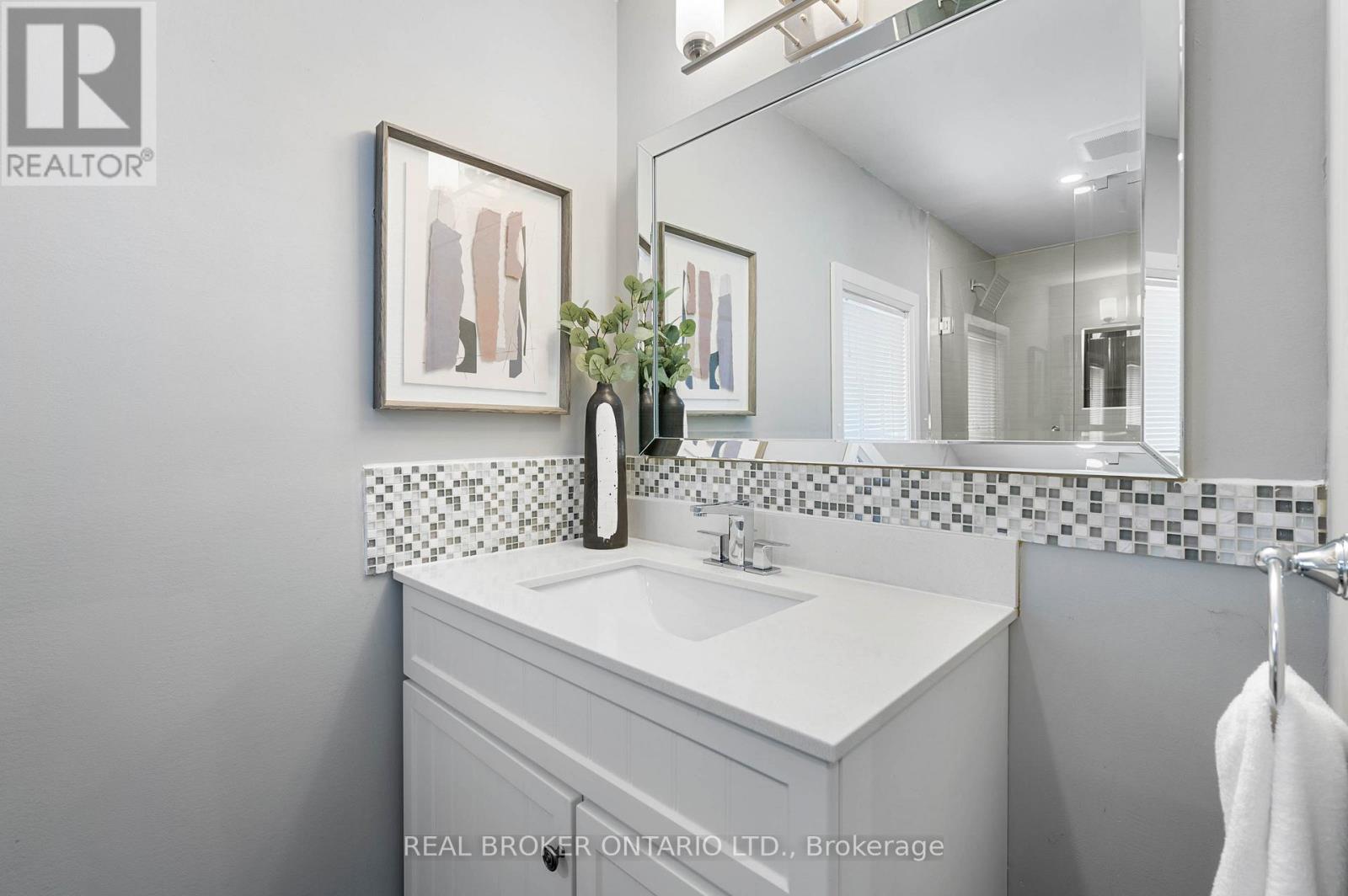 50 Pearl Street, Brantford, Ontario  N3T 3N6 - Photo 15 - X12452953