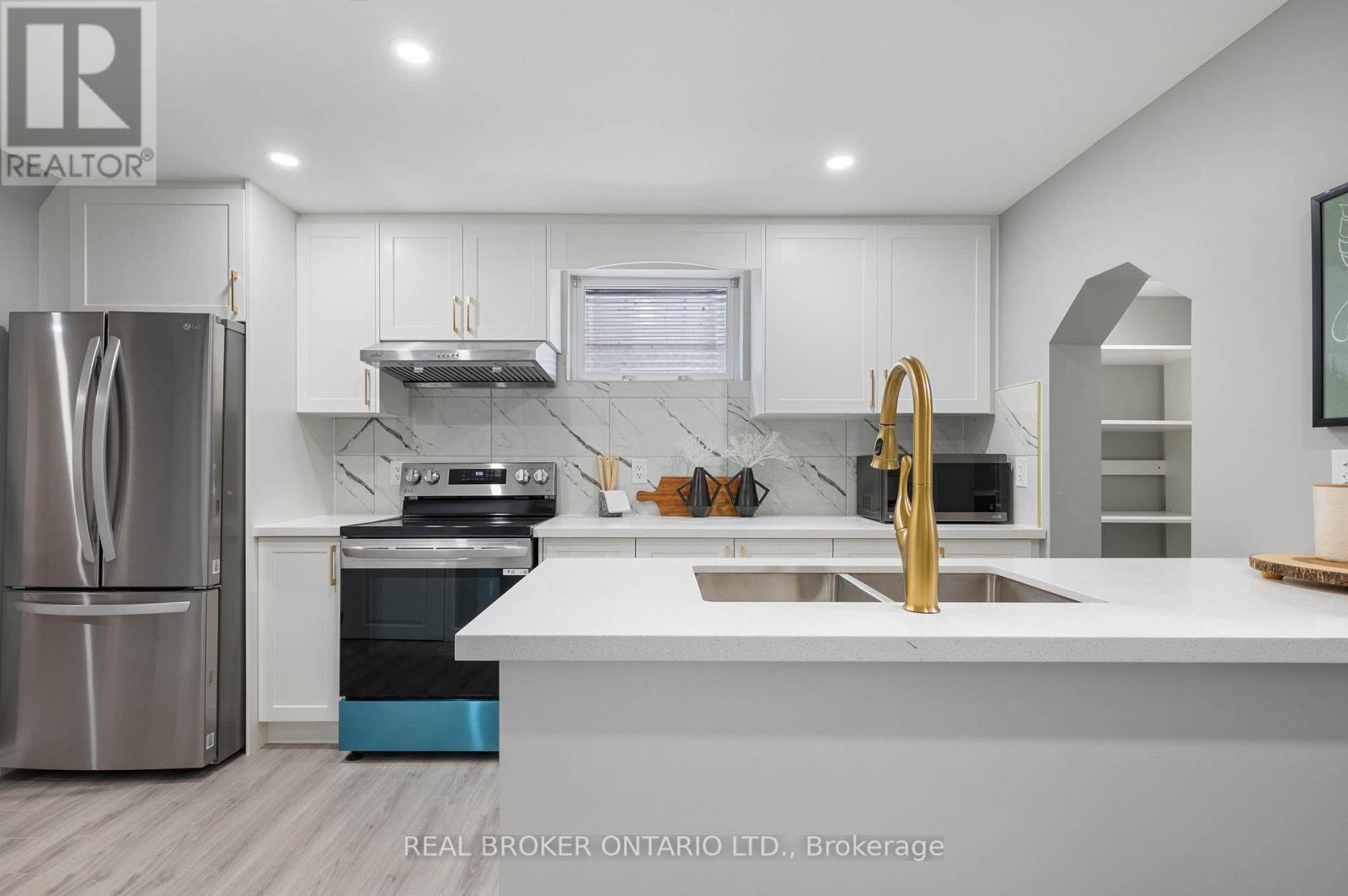 50 Pearl Street, Brantford, Ontario  N3T 3N6 - Photo 19 - X12452953