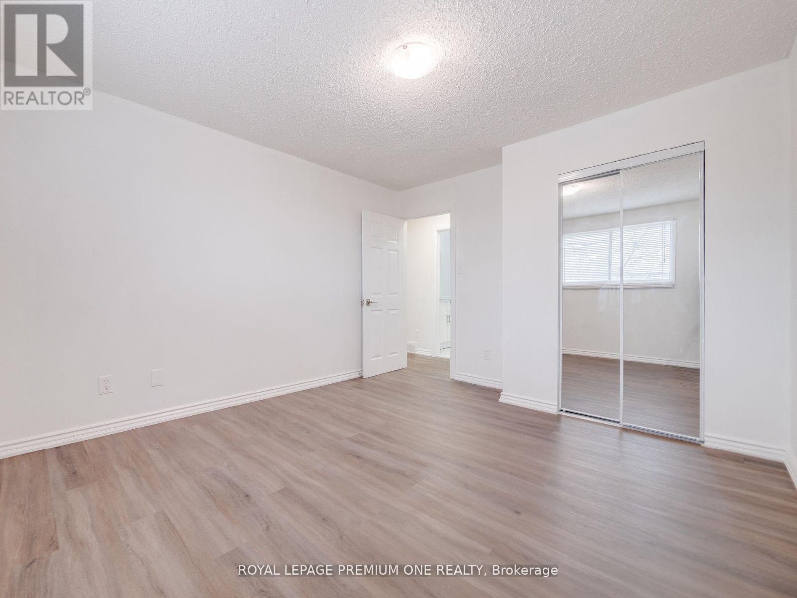 Lower - 935 Strasburg Road, Kitchener, Ontario  N2E 1T6 - Photo 14 - X12452955