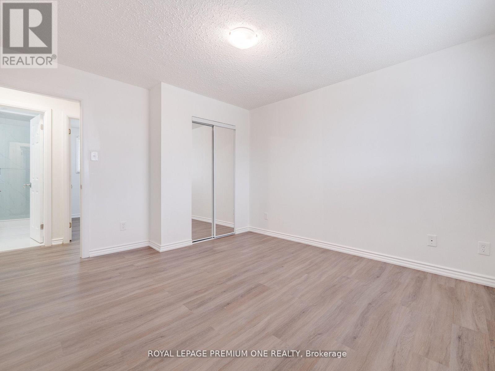 Lower - 935 Strasburg Road, Kitchener, Ontario  N2E 1T6 - Photo 15 - X12452955
