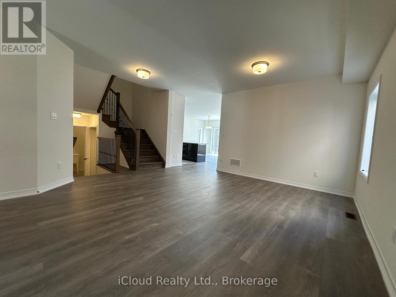 77 Mckernan Avenue, Brantford, Ontario  N3V 0C1 - Photo 10 - X12452966