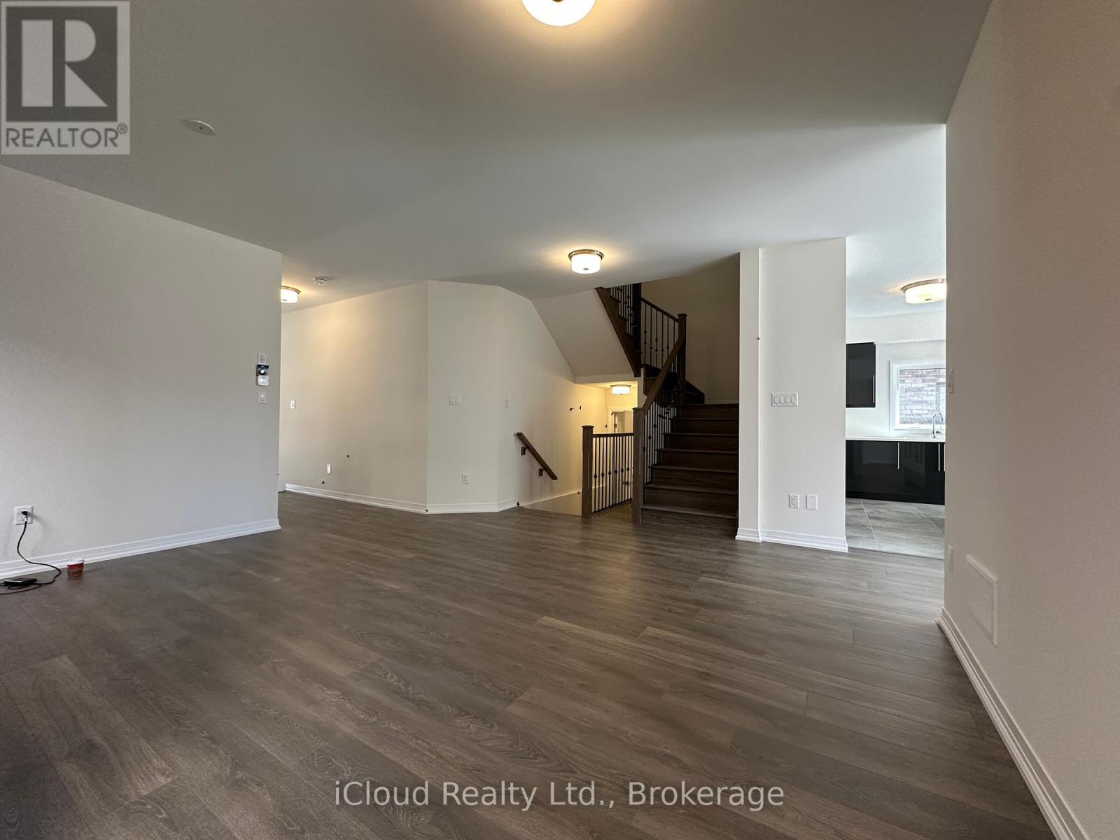 77 Mckernan Avenue, Brantford, Ontario  N3V 0C1 - Photo 11 - X12452966