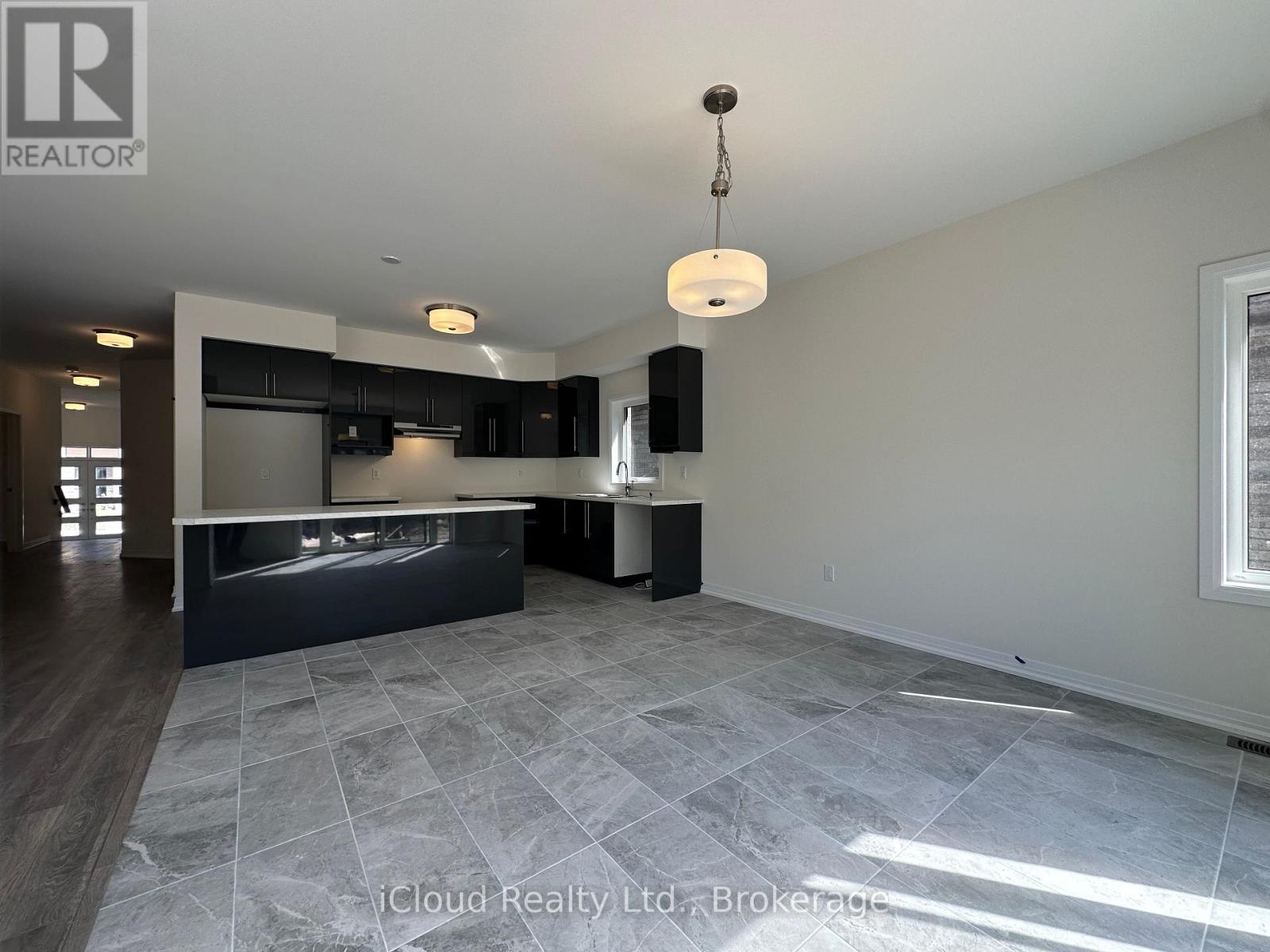 77 Mckernan Avenue, Brantford, Ontario  N3V 0C1 - Photo 15 - X12452966